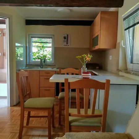 Apartma Skrilje Gradac