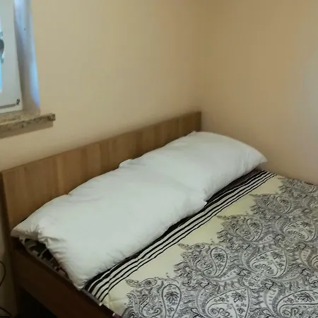 Apartma Skrilje *